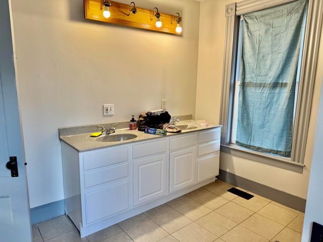 6 Hooker Avenue, Barre City, VT 05641