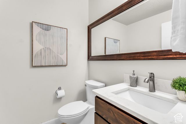 713 EAGLE PASS, North Salt Lake, UT 84054