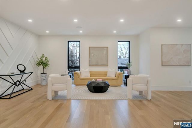 283 Bluff Road, Fort Lee, NJ 07024