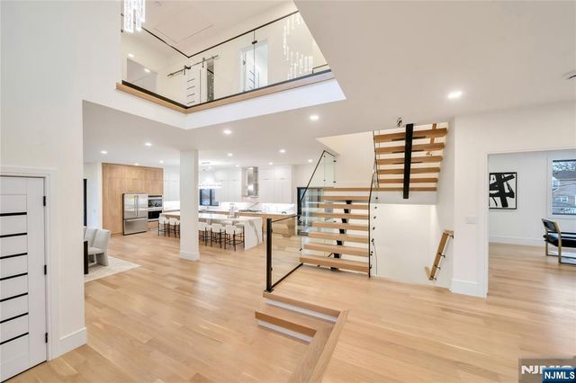 283 Bluff Road, Fort Lee, NJ 07024