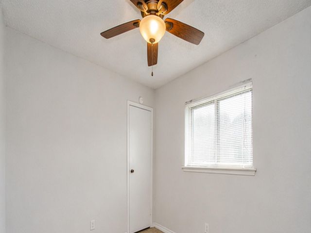 12803 Sandrock Drive, Houston, TX 77048