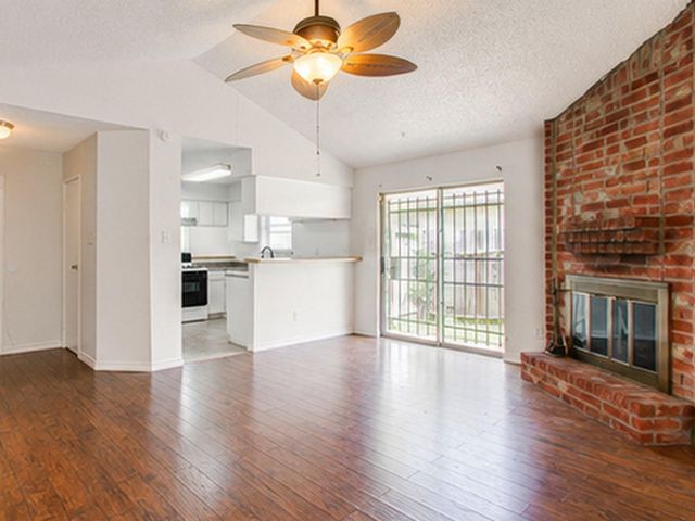 12803 Sandrock Drive, Houston, TX 77048