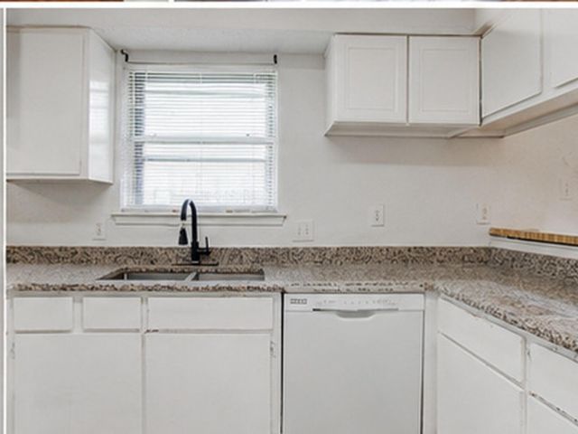 12803 Sandrock Drive, Houston, TX 77048