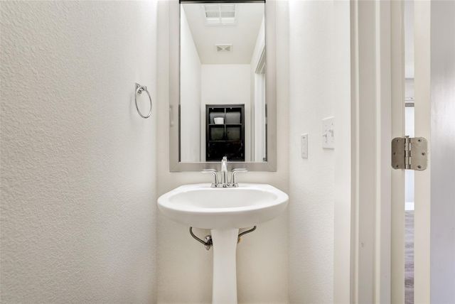 13420 Lyndhurst ST 208, Austin, TX 78729