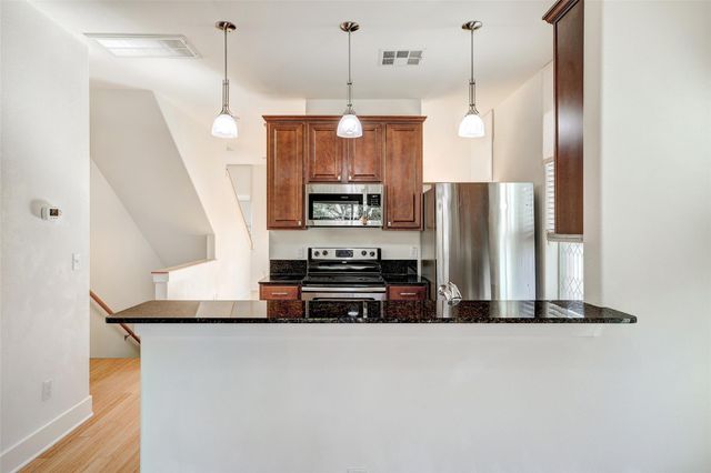 13420 Lyndhurst ST 208, Austin, TX 78729