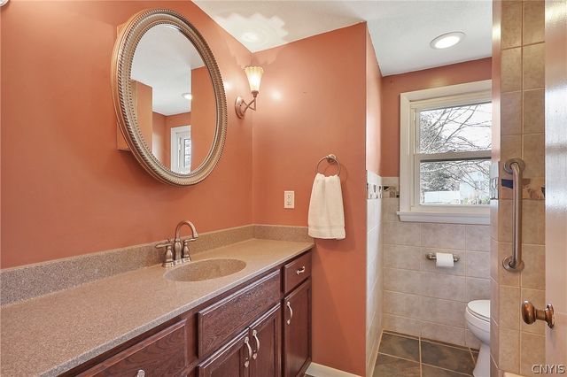 208 Palmer Drive, Manlius, NY 13066