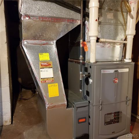 208 Palmer Drive, Manlius, NY 13066