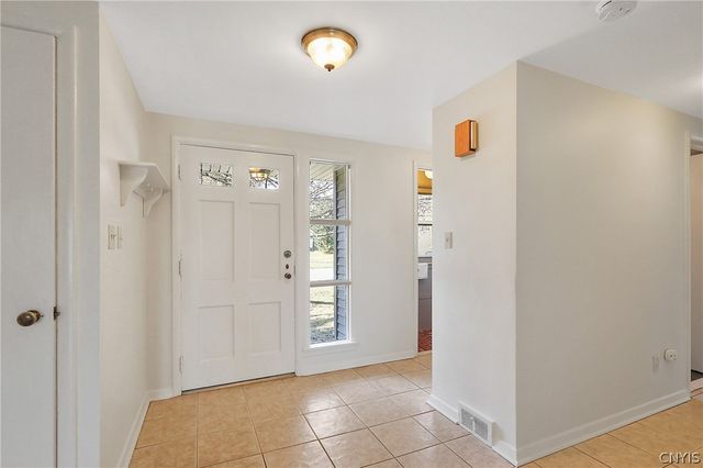 208 Palmer Drive, Manlius, NY 13066