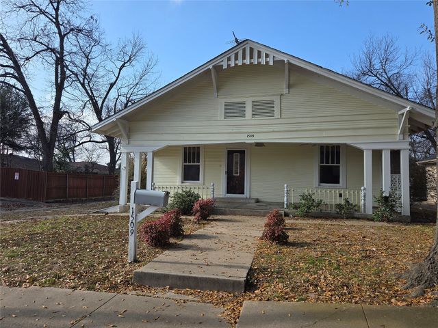 1509 Bois D Arc Street, Commerce, TX 75428