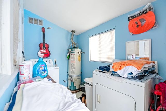 414 W Cameron Street, Hanford, CA 93230