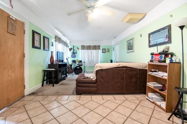 414 W Cameron Street, Hanford, CA 93230