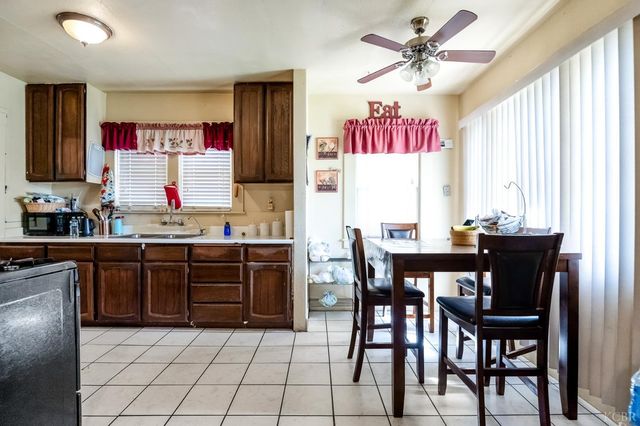 414 W Cameron Street, Hanford, CA 93230