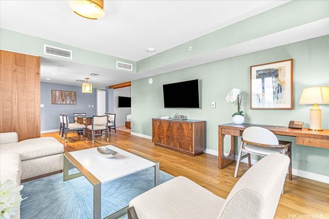 2139 Kuhio Avenue 2901, Honolulu, HI 96815