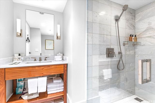 2139 Kuhio Avenue 2901, Honolulu, HI 96815
