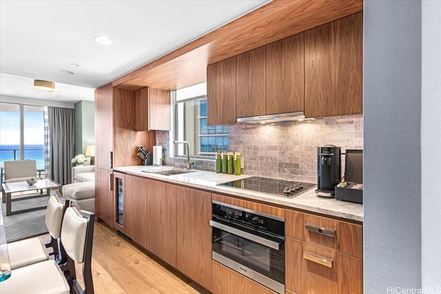 2139 Kuhio Avenue 2901, Honolulu, HI 96815