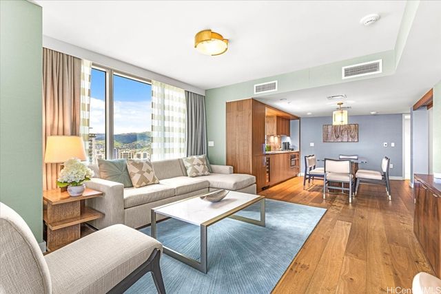 2139 Kuhio Avenue 2901, Honolulu, HI 96815