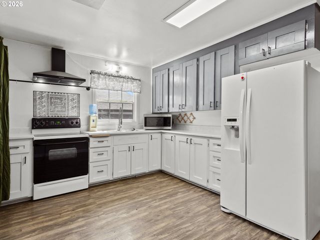 1909 Washington Way, Longview, WA 98632