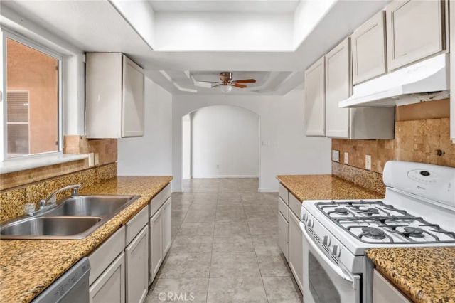 13372 Tutelo, Apple Valley, CA 92308
