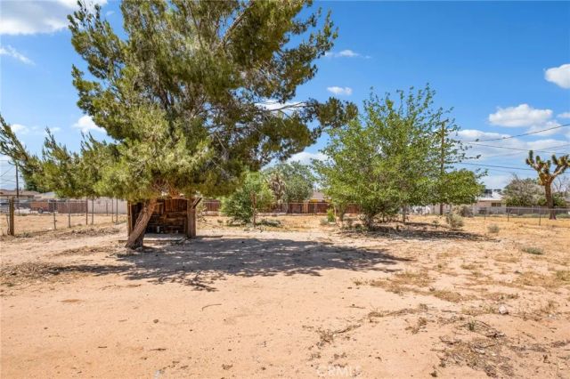 13372 Tutelo, Apple Valley, CA 92308