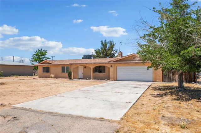 13372 Tutelo, Apple Valley, CA 92308