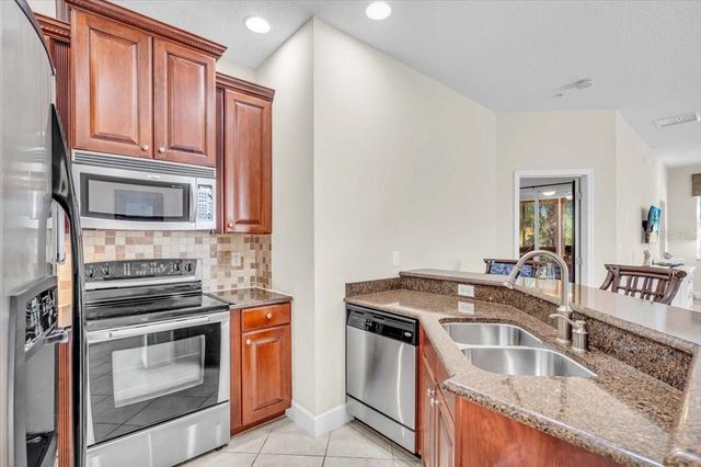 8106 MOONSTONE DRIVE 17-204, Sarasota, FL 34233