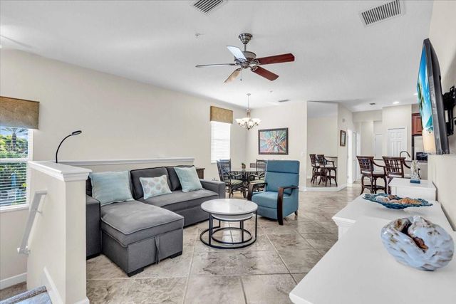 8106 MOONSTONE DRIVE 17-204, Sarasota, FL 34233