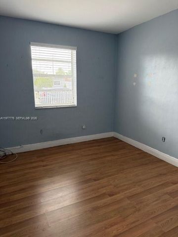 10945 SW 41st St, Miami, FL 33165