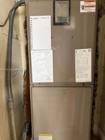 10945 SW 41st St, Miami, FL 33165