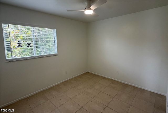 929 SE 24th AVE A, Cape Coral, FL 33990