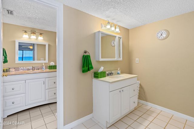 2600 Ocean Shore Blvd Apt 201, Ormond Beach, FL 32176