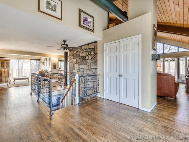 2 W Diamond Head Drive, Sand Springs, OK 74063