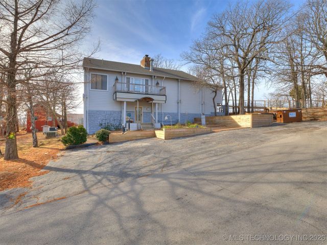 2 W Diamond Head Drive, Sand Springs, OK 74063