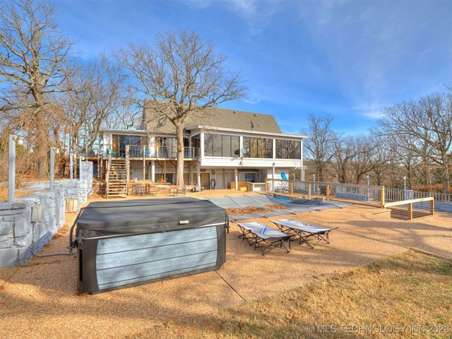 2 W Diamond Head Drive, Sand Springs, OK 74063