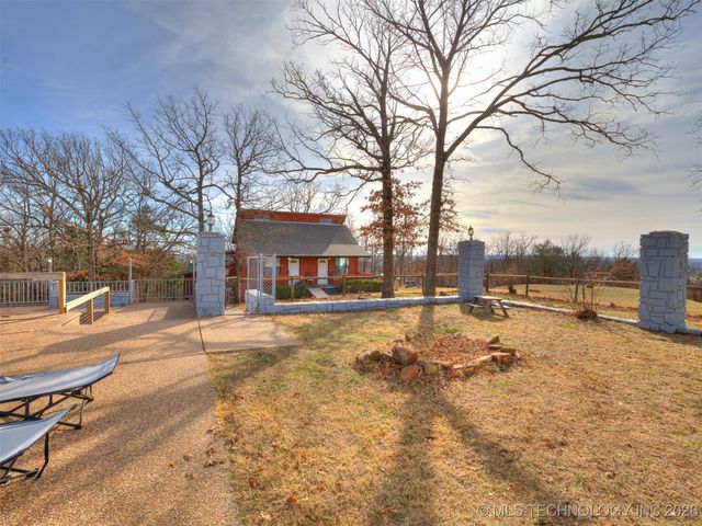 2 W Diamond Head Drive, Sand Springs, OK 74063