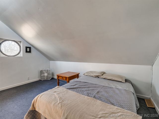 2 W Diamond Head Drive, Sand Springs, OK 74063