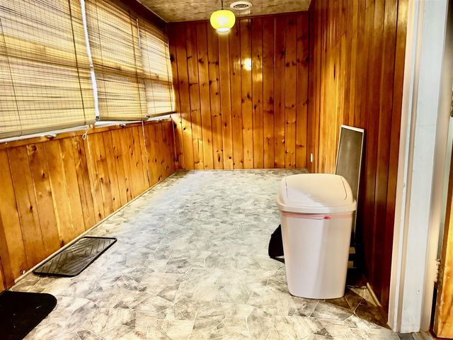 14417 Pinewood Drive, New Buffalo, MI 49117