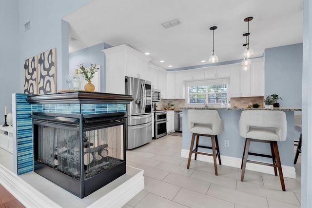 11602 LAKEVIEW DRIVE, New Port Richey, FL 34654