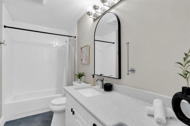 11602 LAKEVIEW DRIVE, New Port Richey, FL 34654