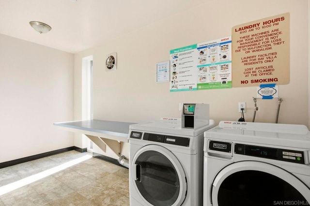4015 Crown Point Dr P6, San Diego, CA 92109