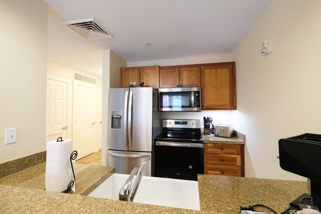 723 725 Qiii Jackson Gore Adams House 723 725 Qiii, Ludlow, VT 05149