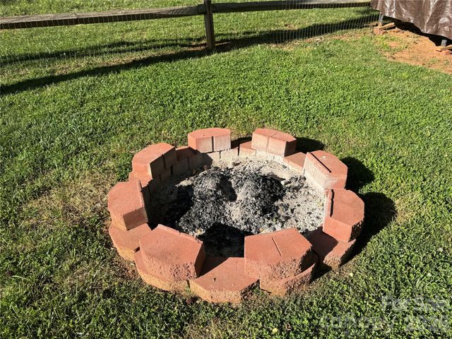 524 W Stokes Street, China Grove, NC 28023