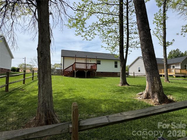 524 W Stokes Street, China Grove, NC 28023