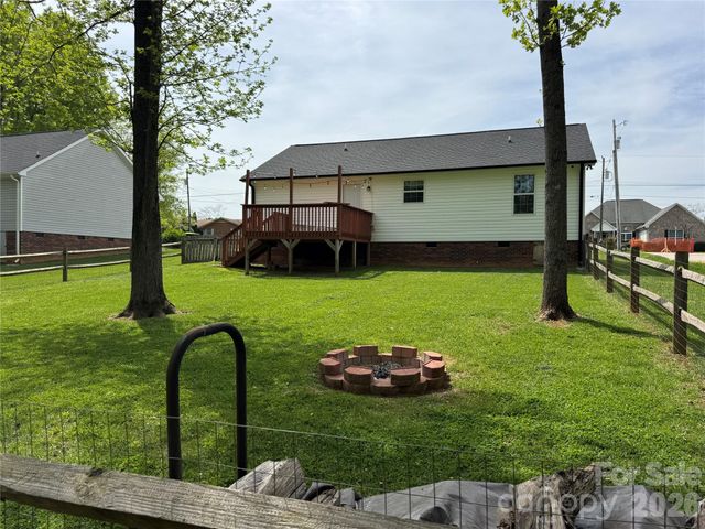 524 W Stokes Street, China Grove, NC 28023