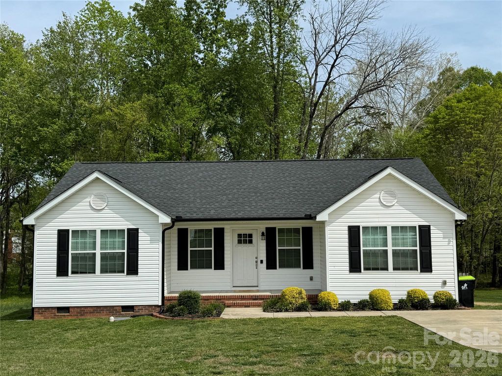 524 W Stokes Street, China Grove, NC 28023