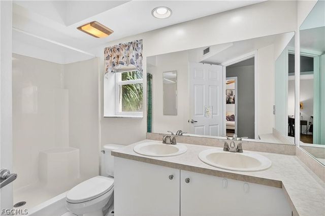 15405 Cedarwood LN 2, Naples, FL 34110