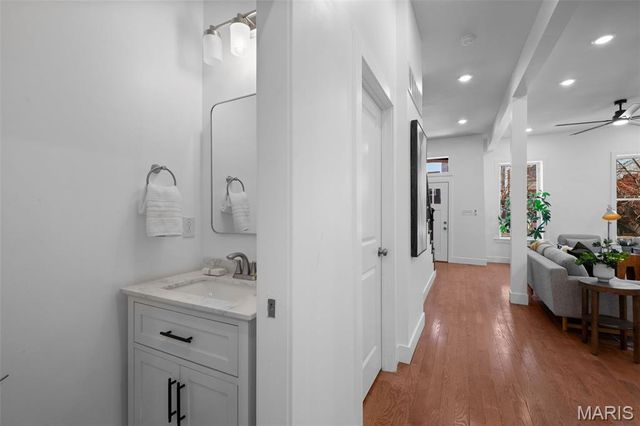 3413 Oregon Avenue, St Louis, MO 63118