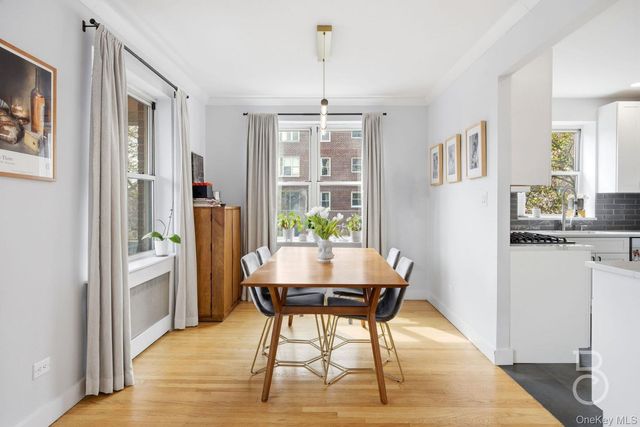 67-38 108th Street B33, Forest Hills, NY 11375