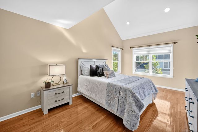 32 Bay Hill Drive 32, Bloomfield, CT 06002