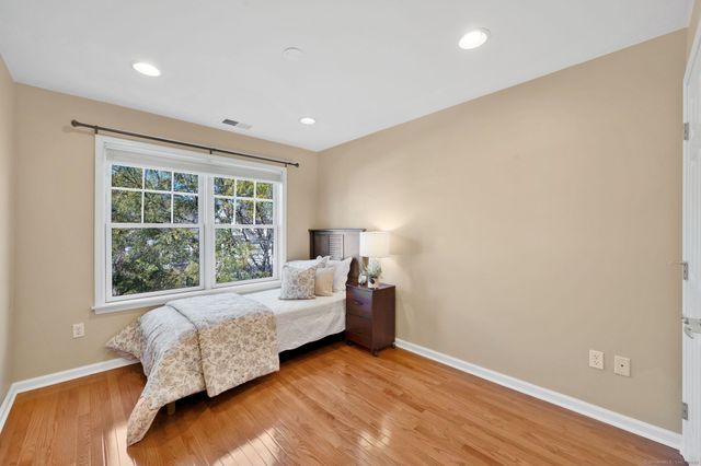 32 Bay Hill Drive 32, Bloomfield, CT 06002