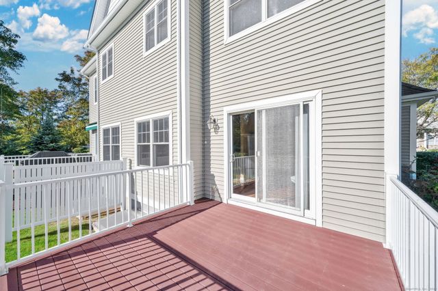 32 Bay Hill Drive 32, Bloomfield, CT 06002